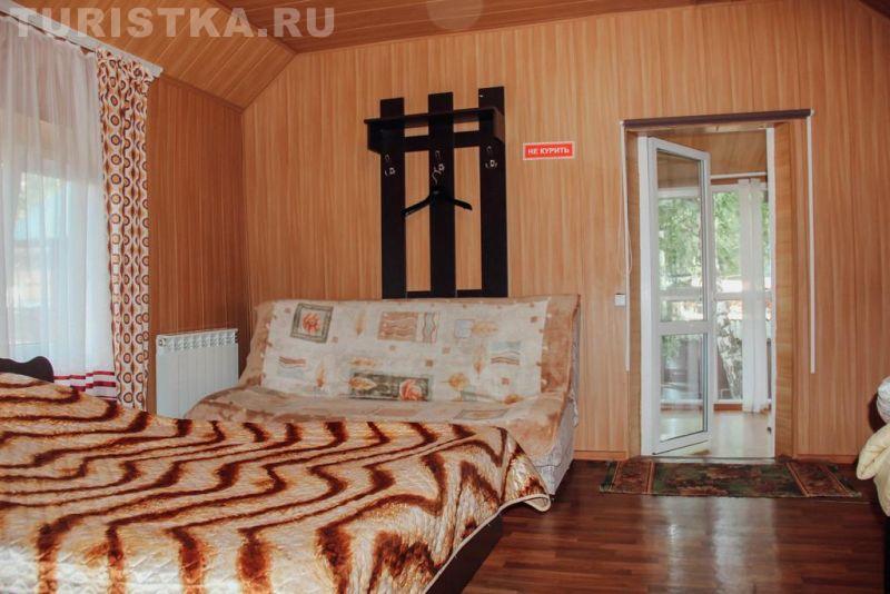 Двухместный номер с террасой и дополнительной кроватью
