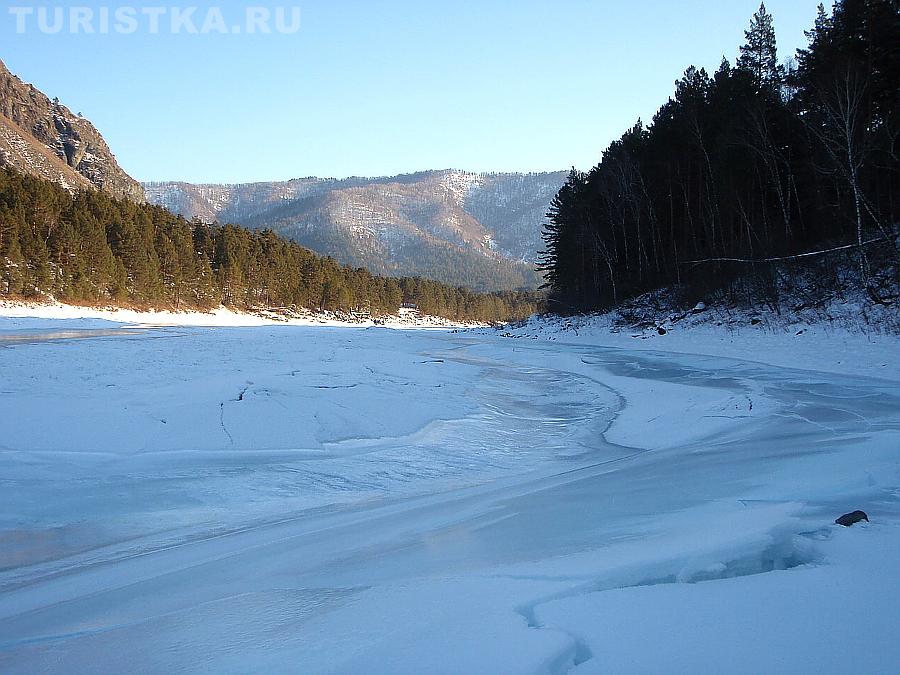 Катунь зимой в районе Узнези