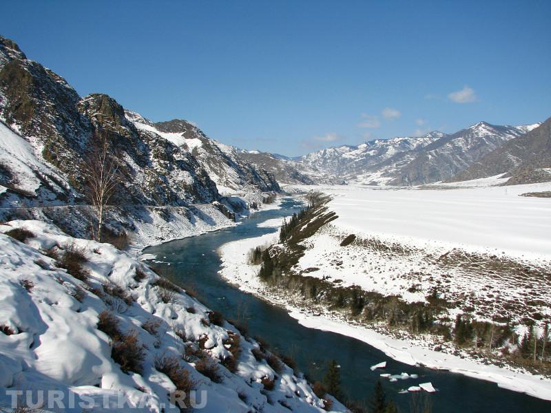 Река Чуя зимой