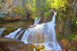 Туры в Горном Алтае : Большой Уларский водопад