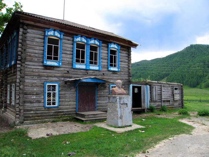 Село Черный Ануй