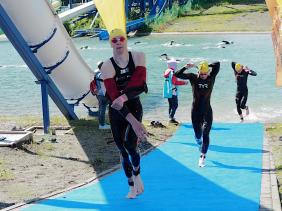 Горный Алтай : Главный фестиваль по триатлону на Бирюзовой Катуни 27-29 августа 2021 : Плавательный этап переходит в велоэтап