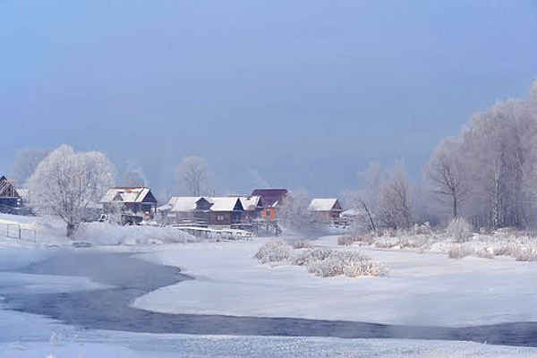 Река Кокша и деревня Кокши зимой