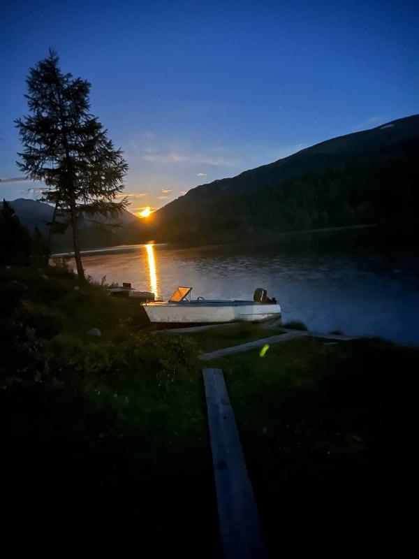 Озеро Кок Коль на Алтае в Акташе