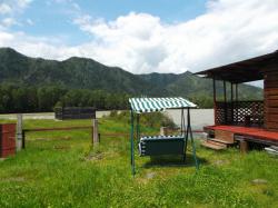 Домик у слияния рек