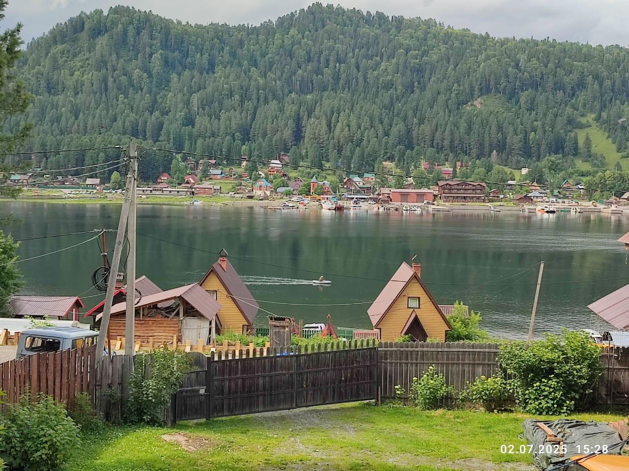 Отдых на Телецком озере Усадьба "Алтай Вальяж" 