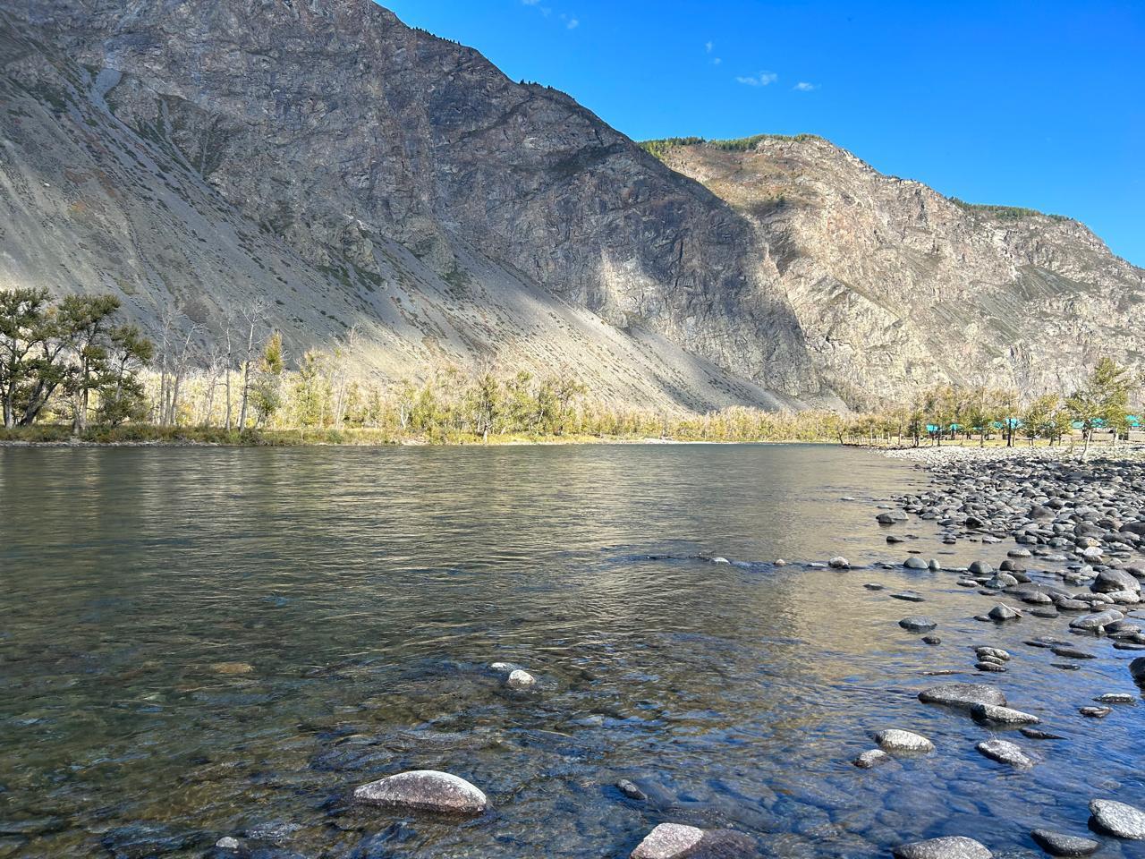 База "Таёжный остров"