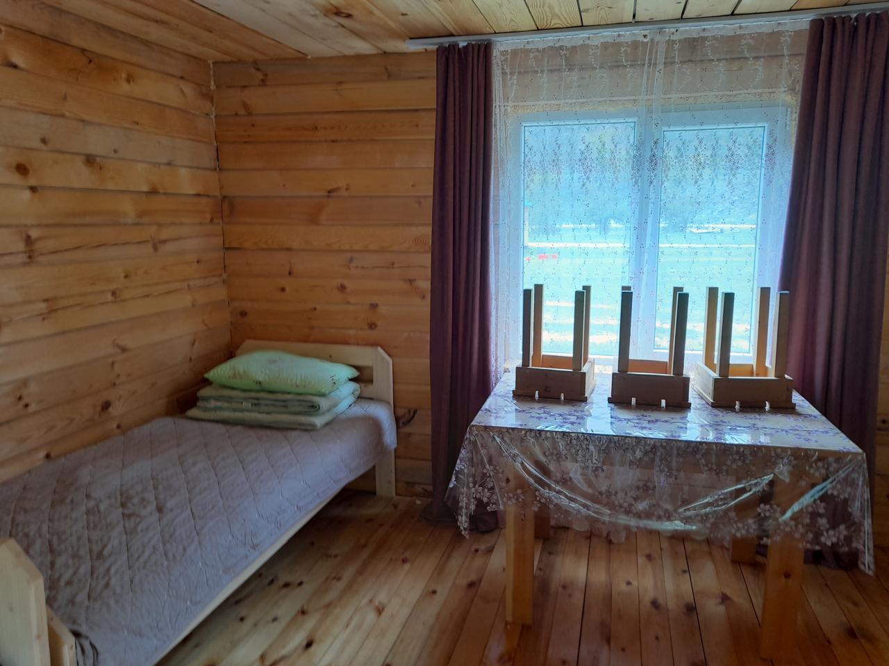 База "Таёжный остров"