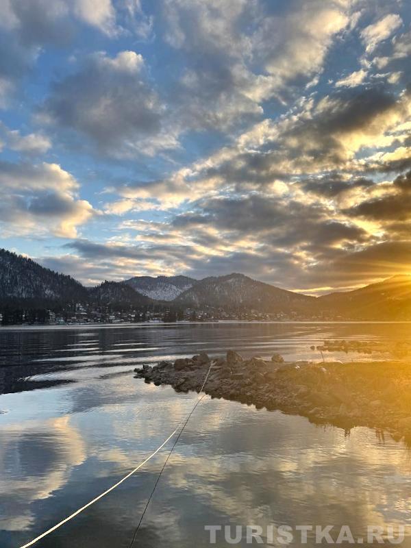 Телецкое озеро около гостевого дома Жемчужина