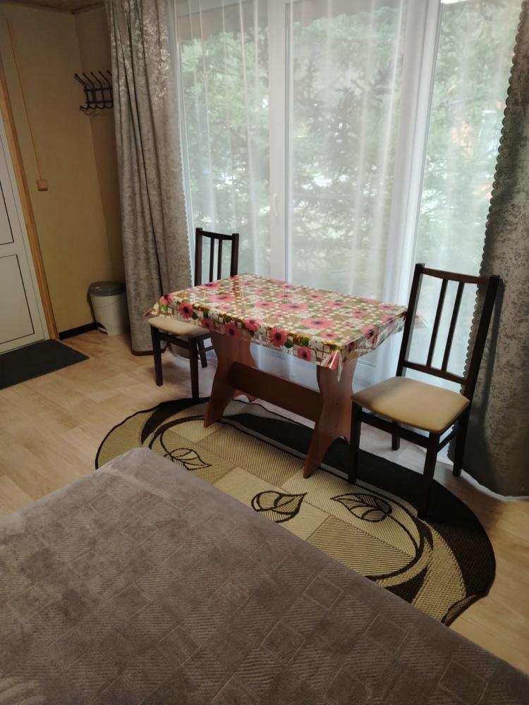 Дом №9 благоустроенный 2 односпальные кровати