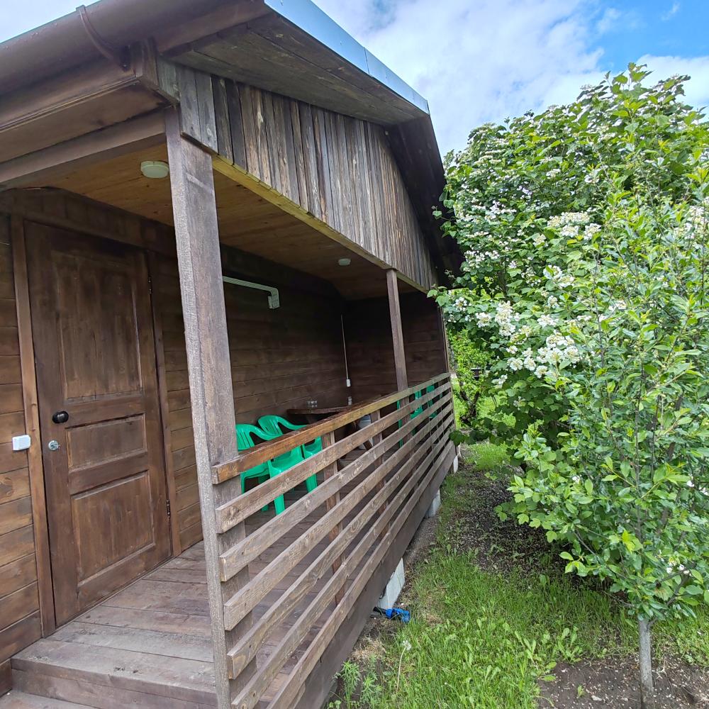 Веранда гостевого домика