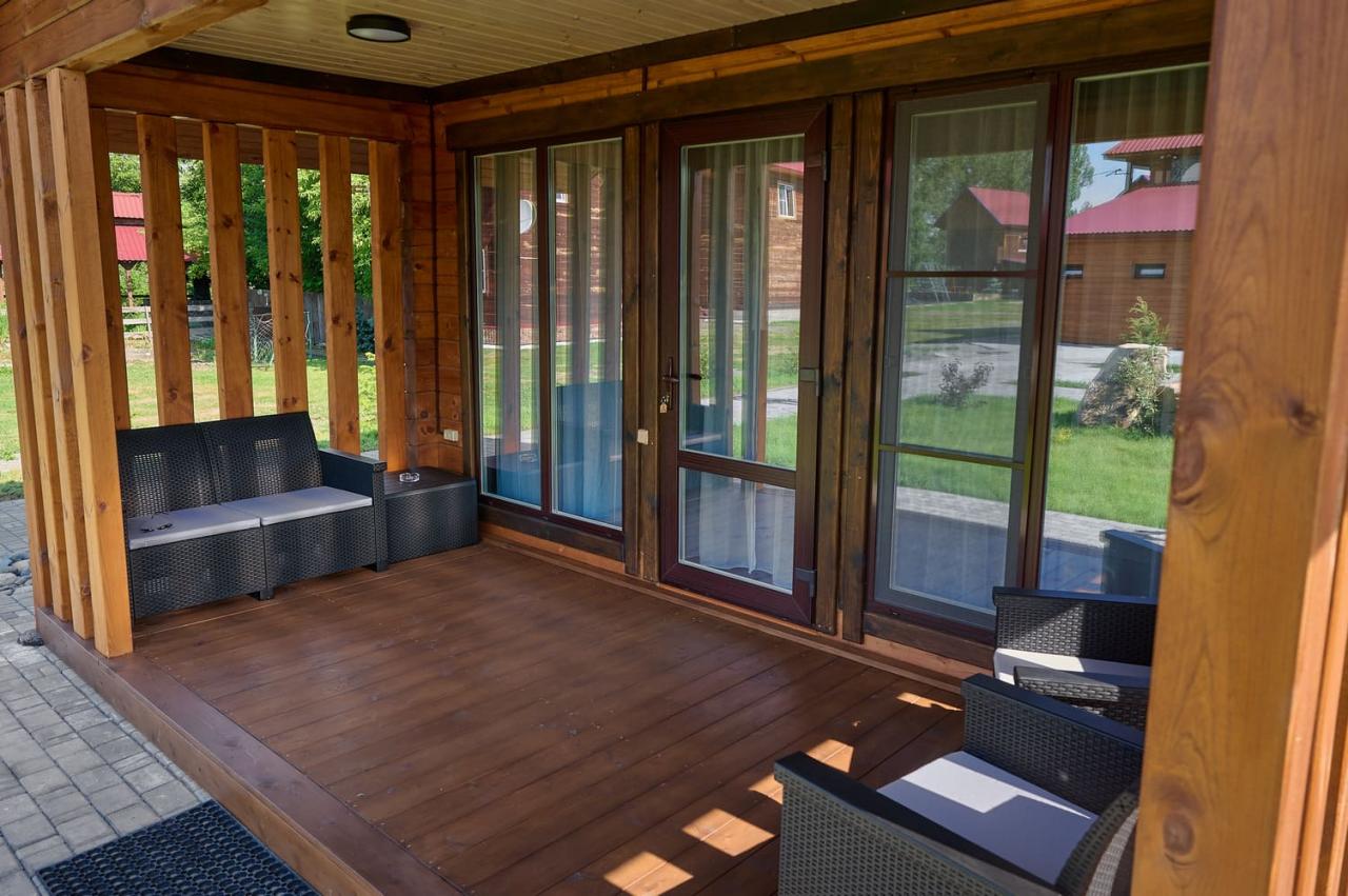 Романтическое Шале для четверых (2 взр + 2 реб)