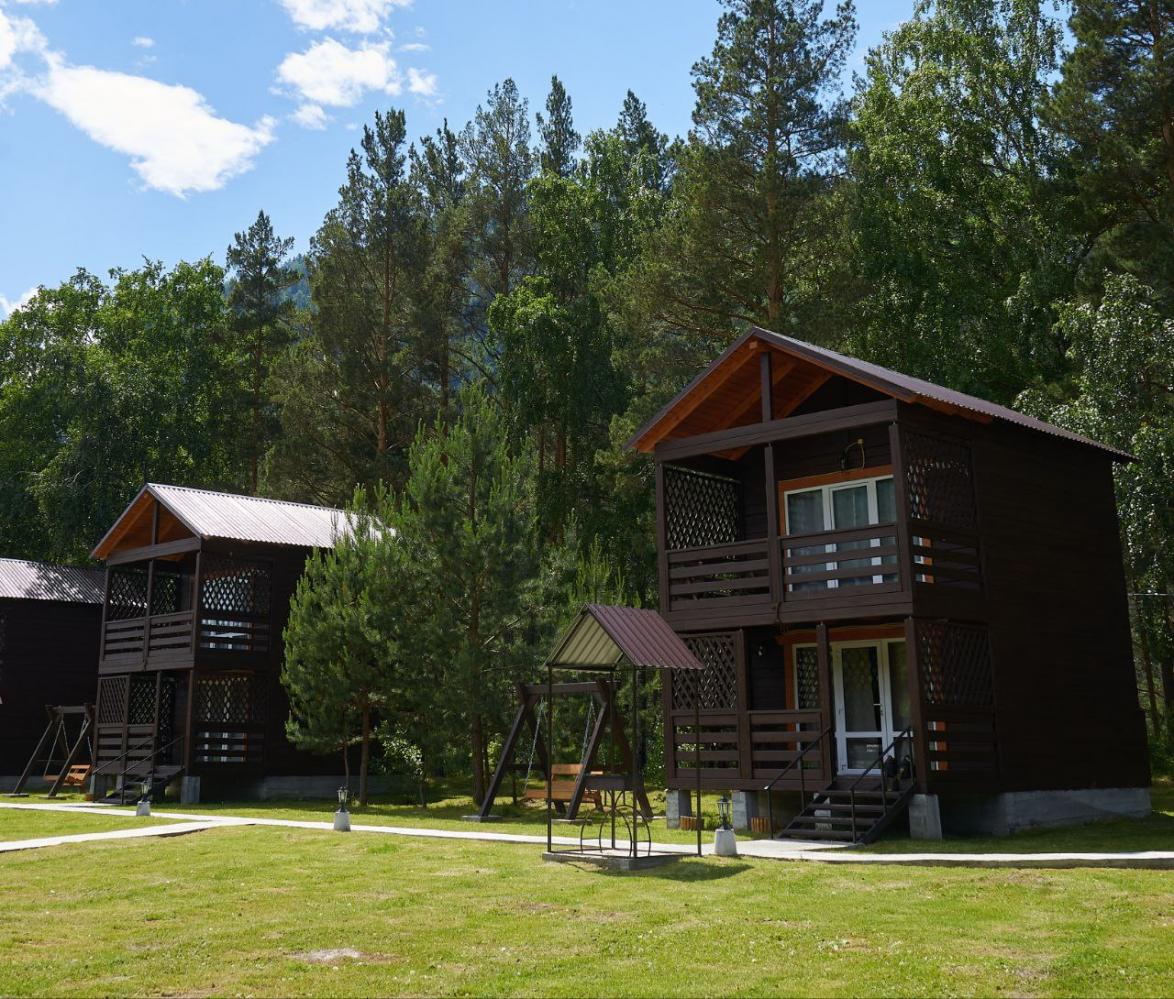 База отдыха "Лунный свет" на Алтае