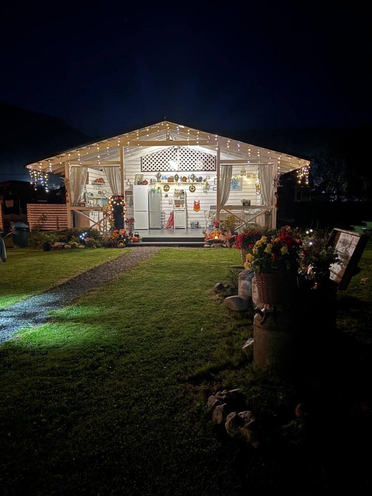 Уютная беседка-кухня