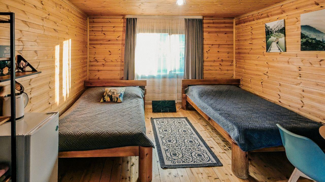 Дом 20 м2 с двумя двуспальными кроватями