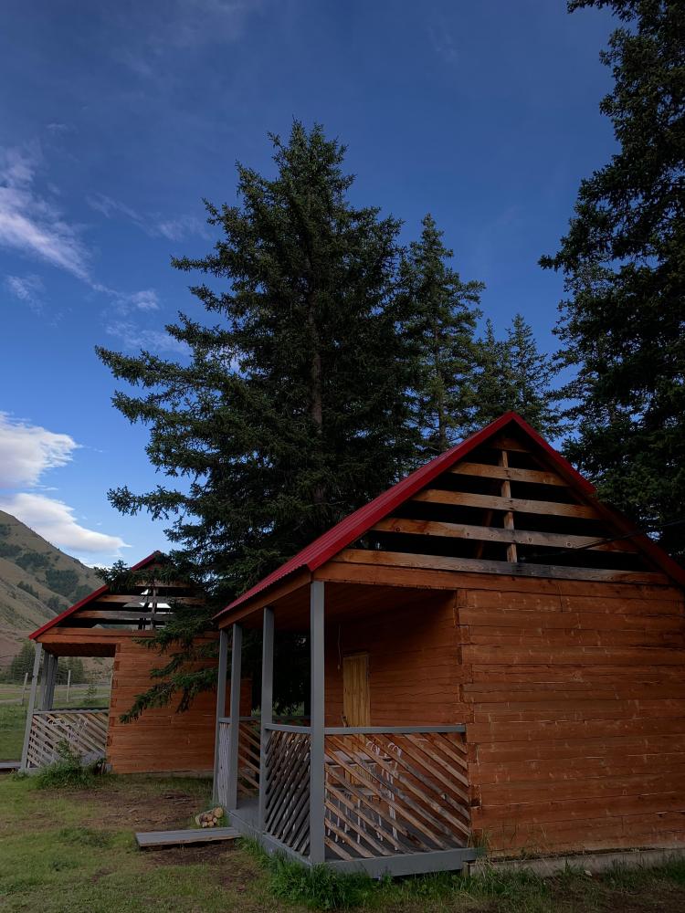 База отдыха "Тулпар" возле Марса на Алтае