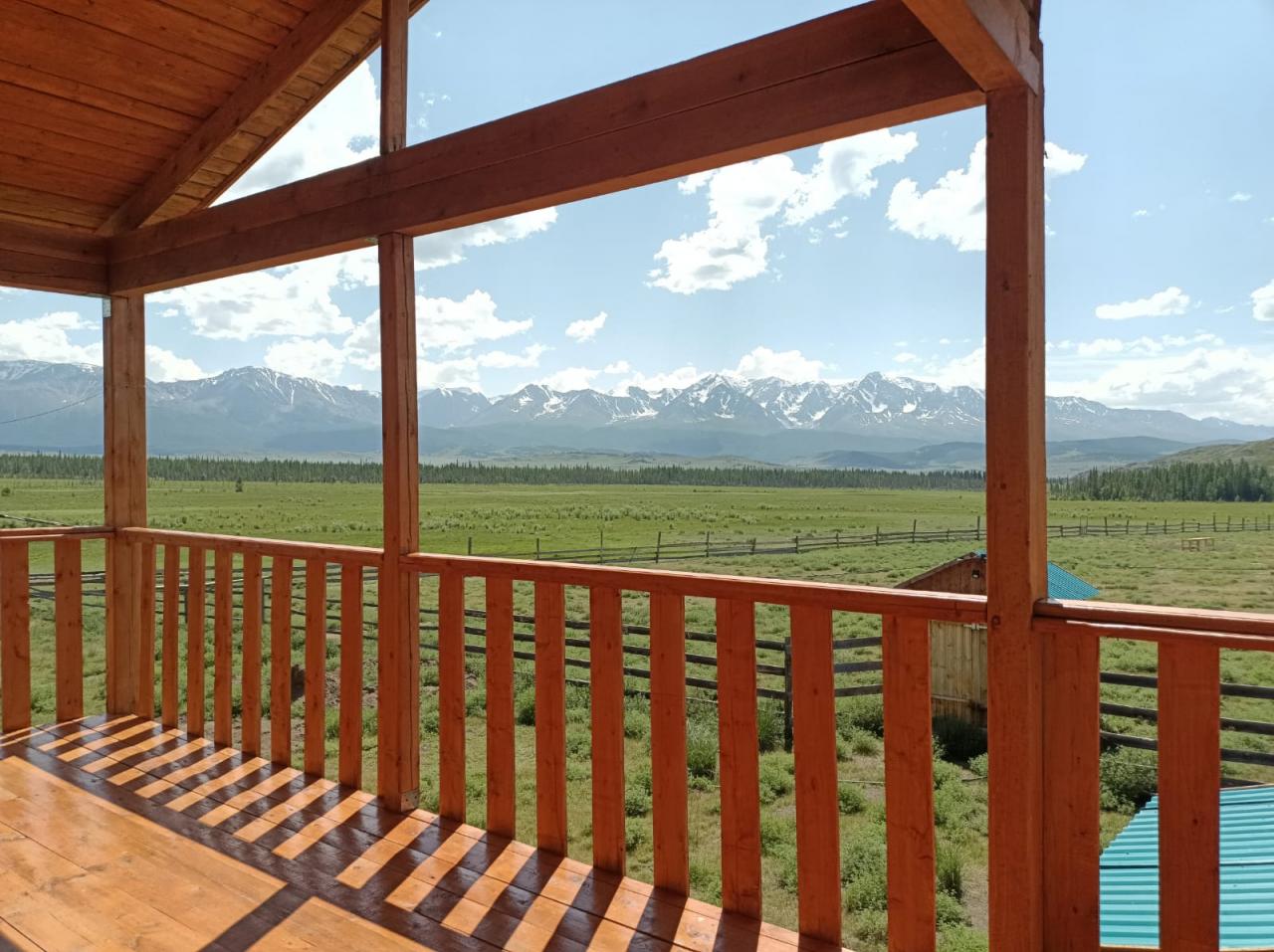 Номер 3-хместный благоустроенный (душ, туалет)