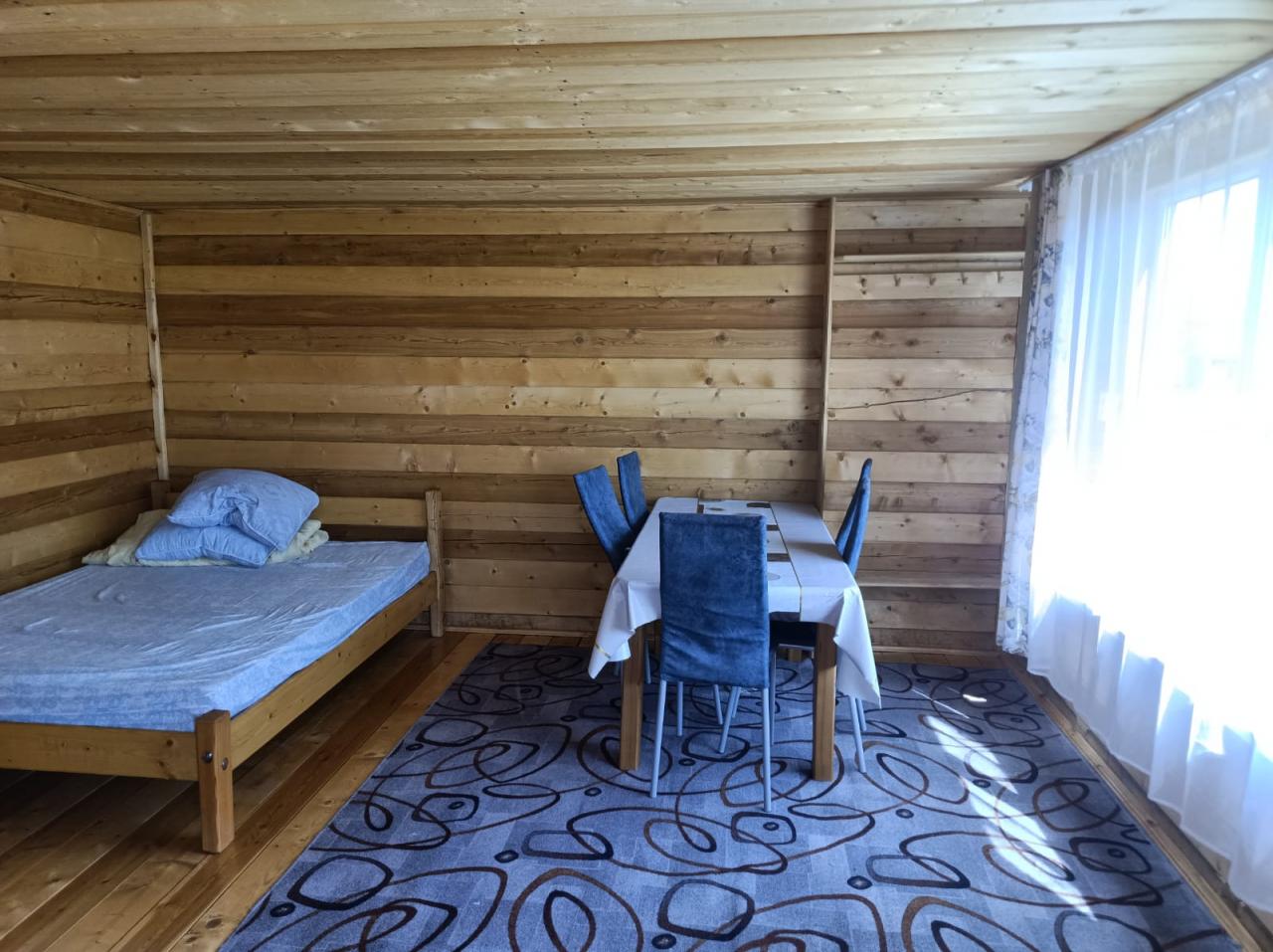 Дом двухэтажный на 6 чел