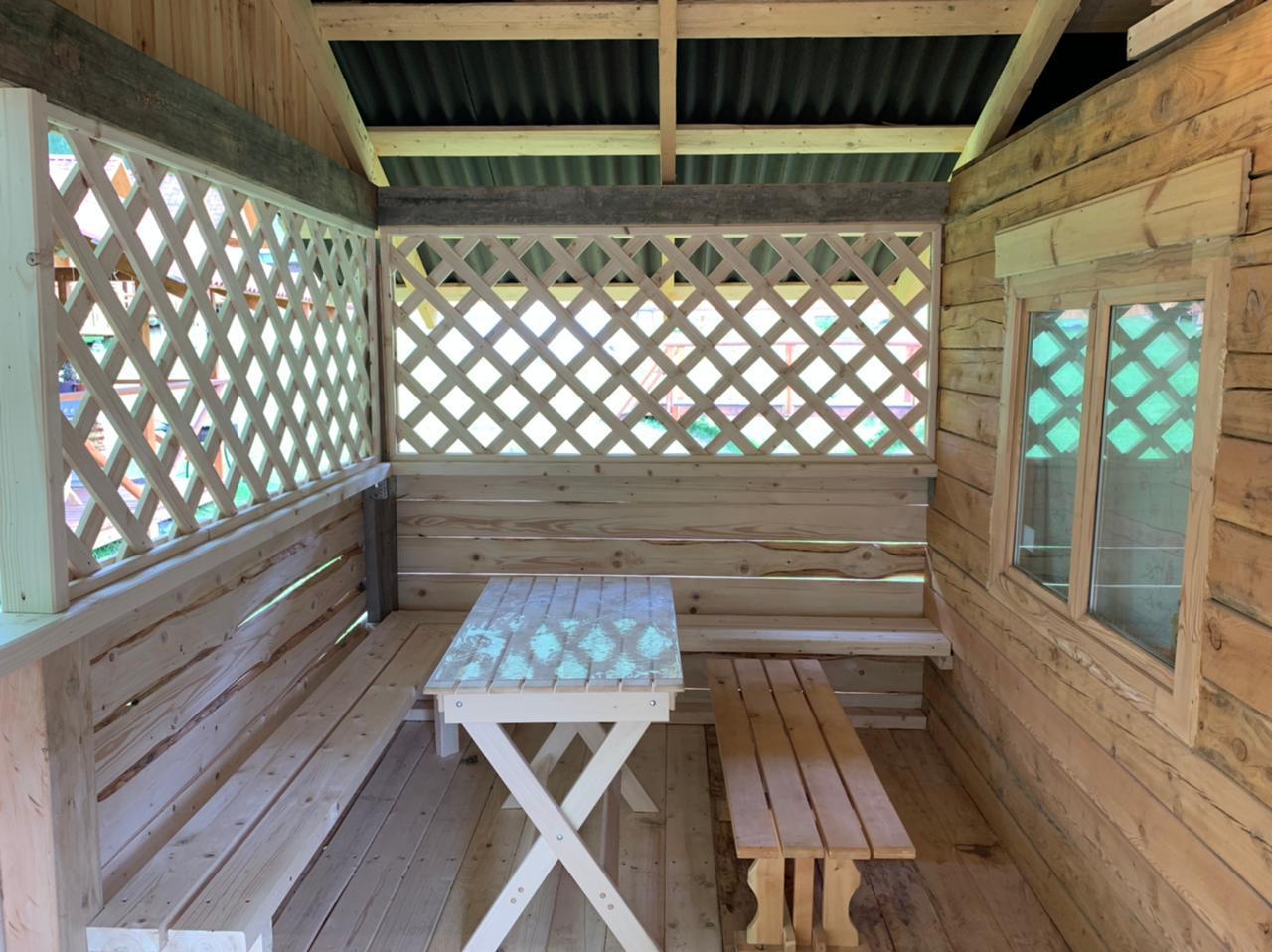 Баня с беседкой на турбазе "Пилигрим"