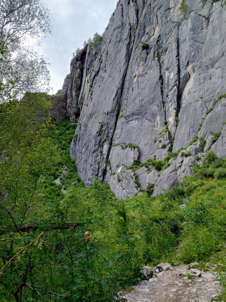 Выходные на Алтае тур из Новосибирска водопад Чечкыш