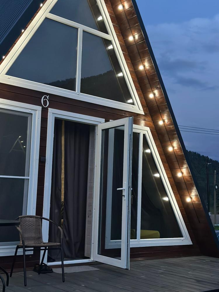 База отдыха Горный Алтай "Каприз" село Камлак