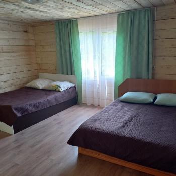 4-хместный домик с двухспальными кроватями