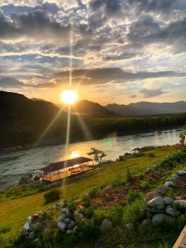 Отдых у реки Катунь Куюс Алтай 