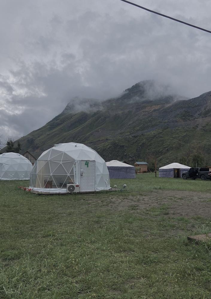 Купольный домик "Чалын" в долине Чулышмана