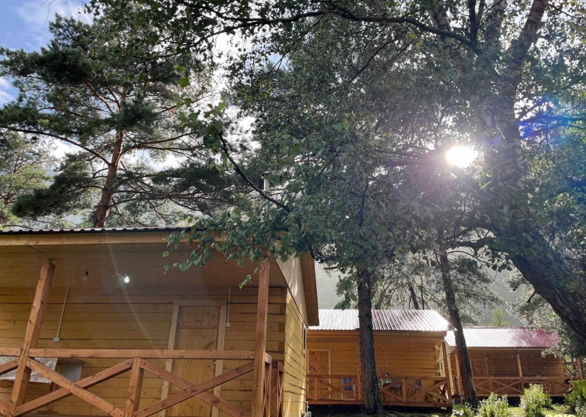 Домики 2х-3х местные благоустроенные с террасой