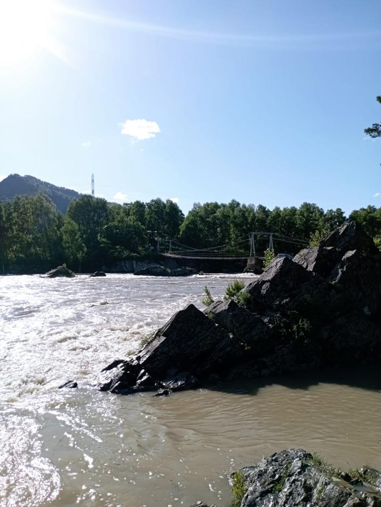 Смотровая площадка в Элекмонаре на берегу Катуни