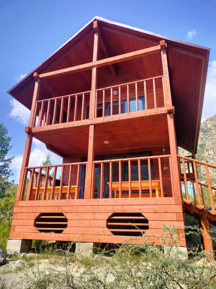 Дом над Катунью двухэтажный панорамный благоустроенный 