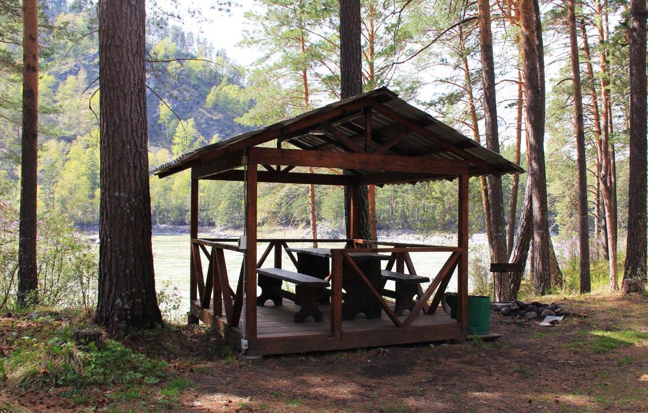 Беседки на берегу Катуни