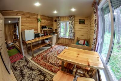 Летний гостевой корпус, №10  двухкомнатный номер