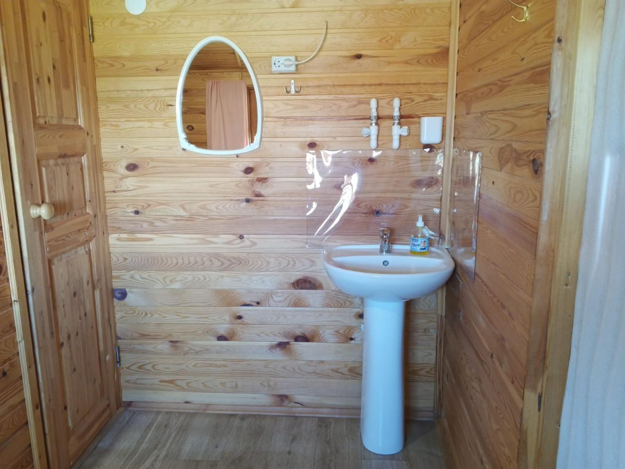 Санузел в 2-х местном домике