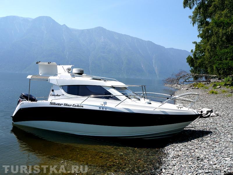 Сильвер 300, Вместимость 9 человек