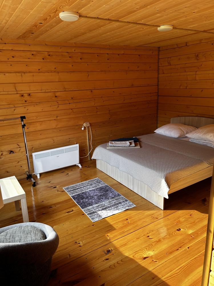 Дом для двоих с кухней.