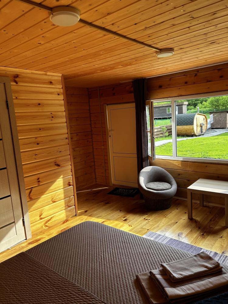 Дом для двоих с кухней.