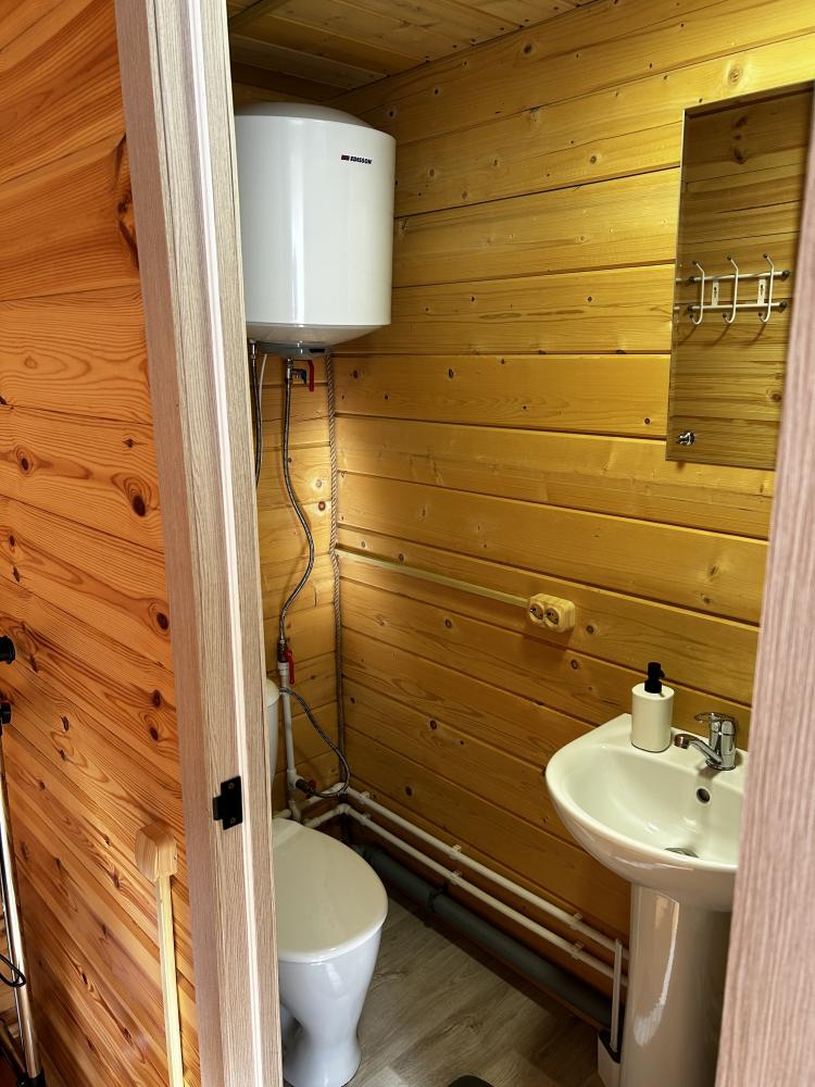 Дом для троих с кухней