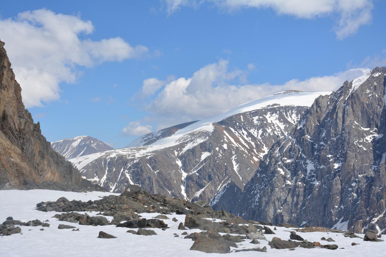 Вид с Голубого озера