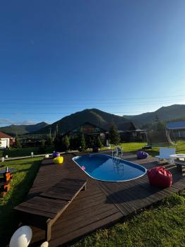 База отдыха с бассейном на Алтае