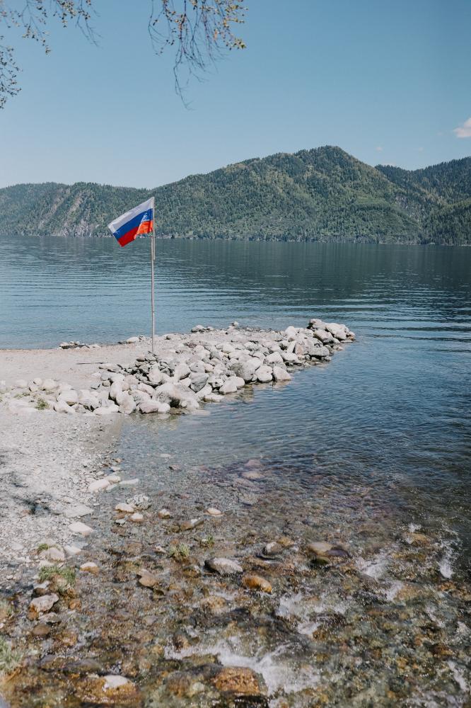 Водопад Чодор, берег