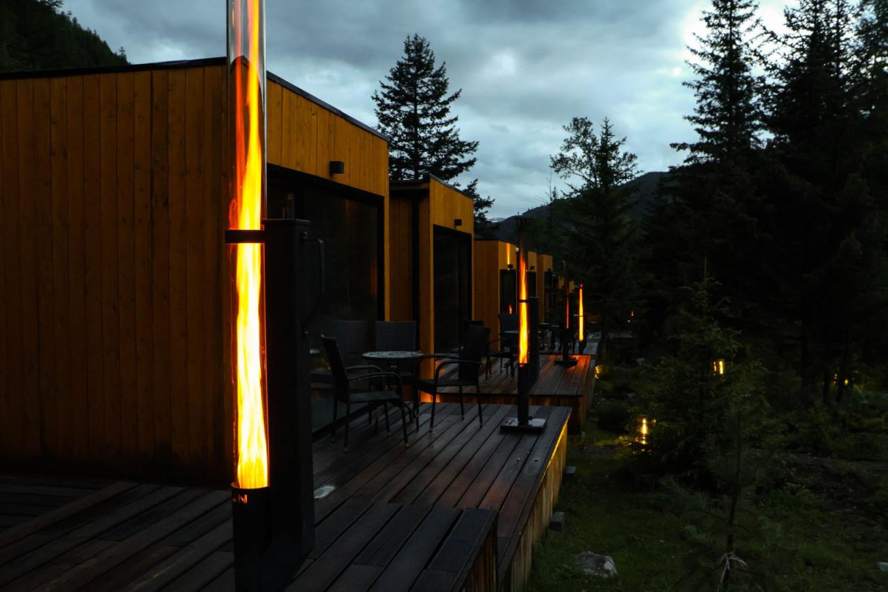 Камины на террасе