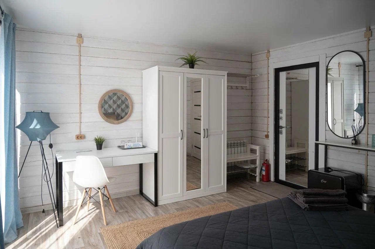 Полулюкс двуспальная кровать