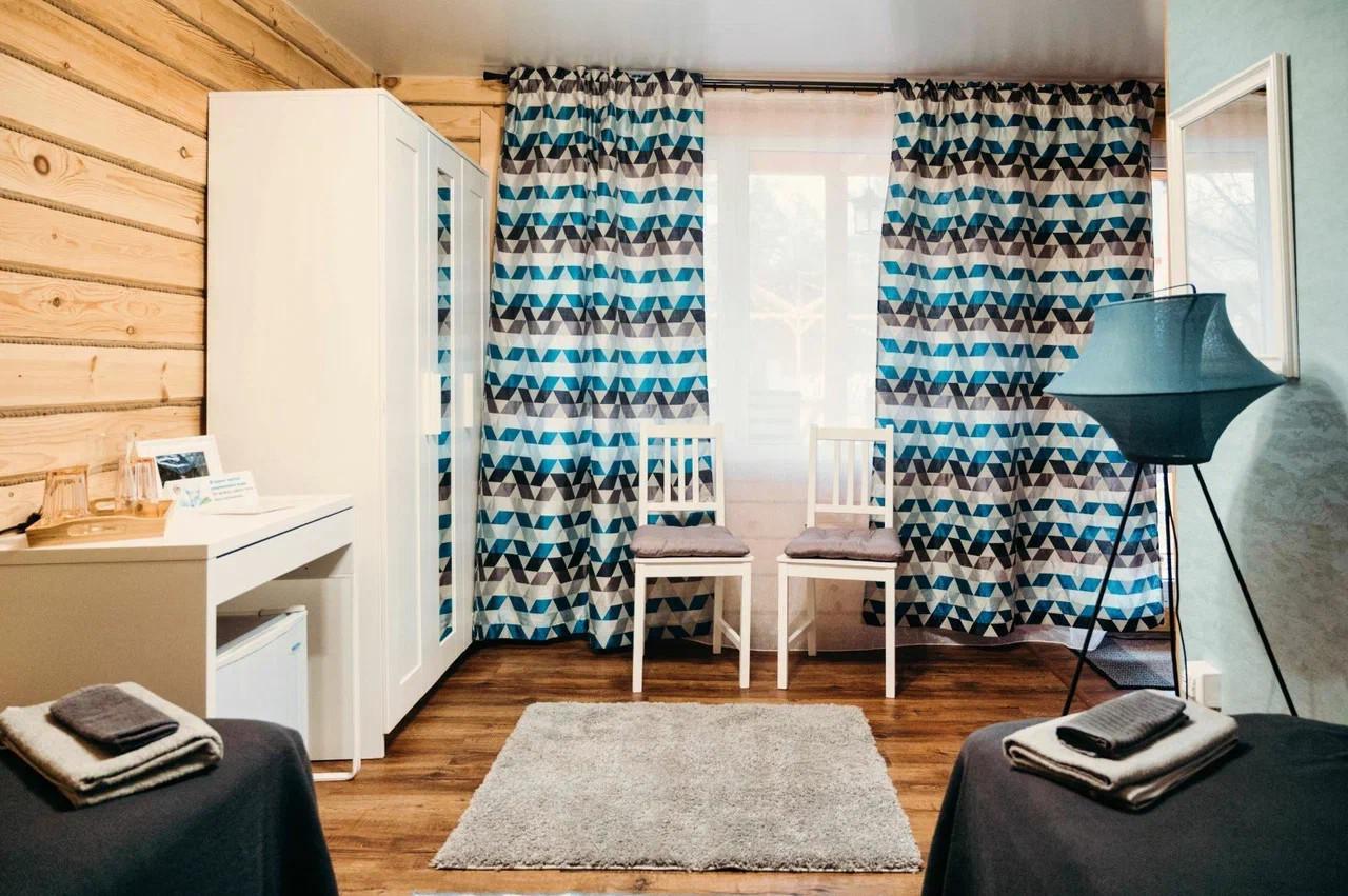 Стандарт с двумя 1-спальными кроватями, душем, WC