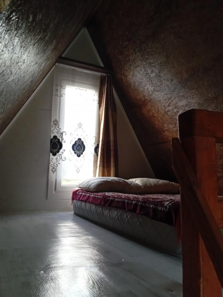 Теплый 6 местный 2- х ярусный домик