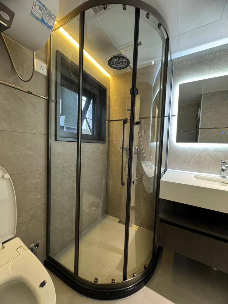 Капсульный домик на Телецком озере