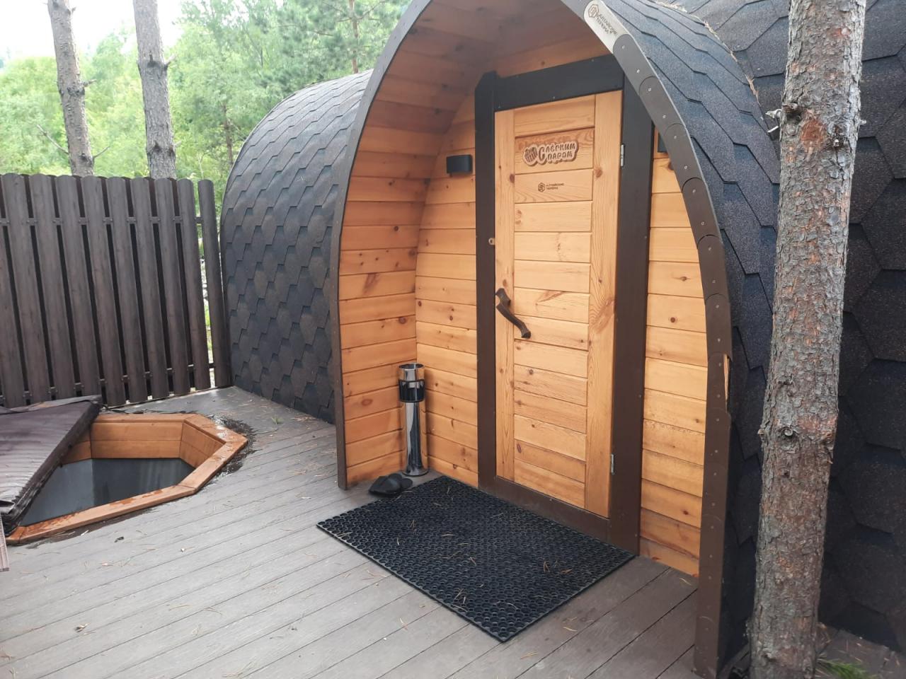 Баня на территории турбазы "Галактика" на Алтае