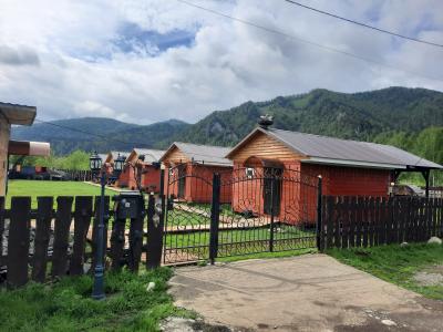 Аренда коттеджа недалеко от Катуни в усадьбе Умай-Эне