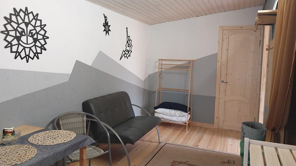 Дом №1, комната