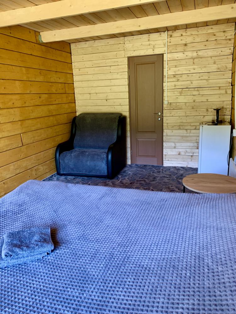 Номер №2 трехместный благоустроенный